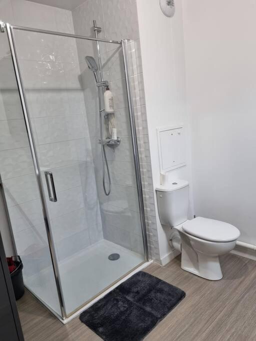 Appartement Cosy Et Equipe Meaux Luaran gambar