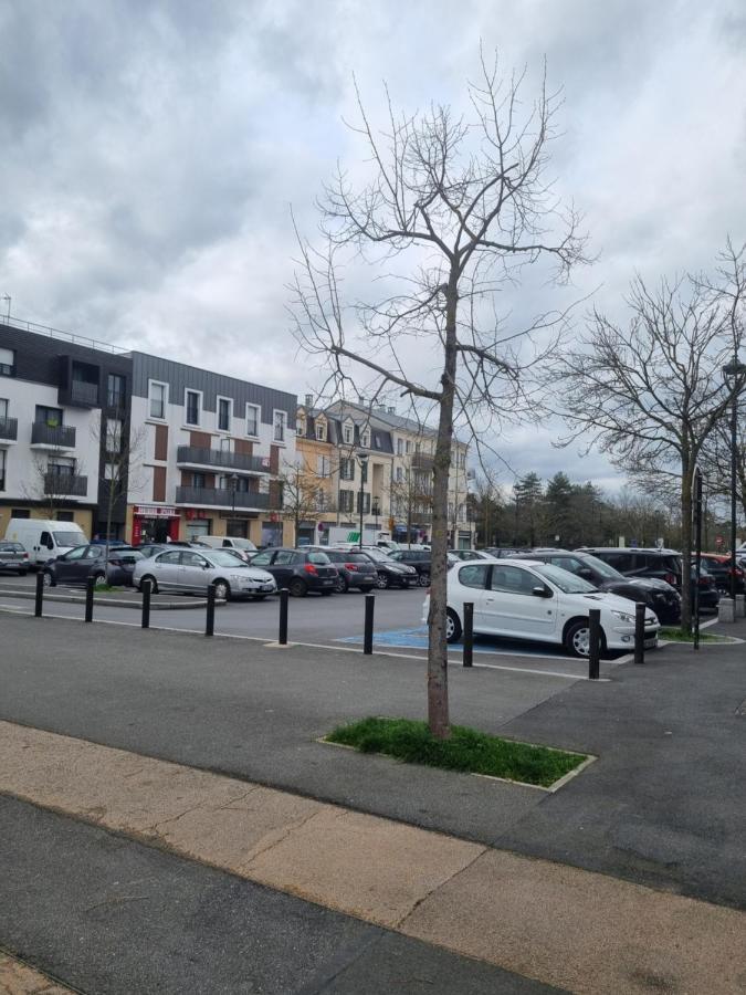 Appartement Cosy Et Equipe Meaux Luaran gambar